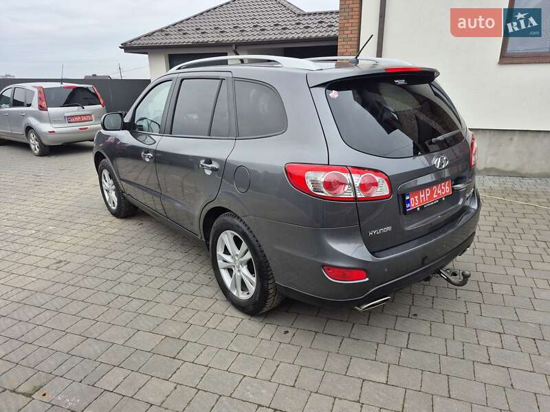 Позашляховик / Кросовер Hyundai Santa FE 2010 в Луцьку