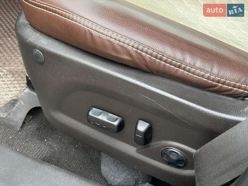 Позашляховик / Кросовер Hyundai Santa FE 2014 в Вінниці