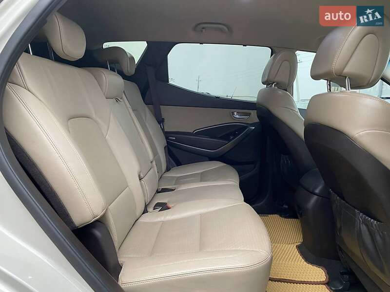 Позашляховик / Кросовер Hyundai Santa FE 2013 в Львові