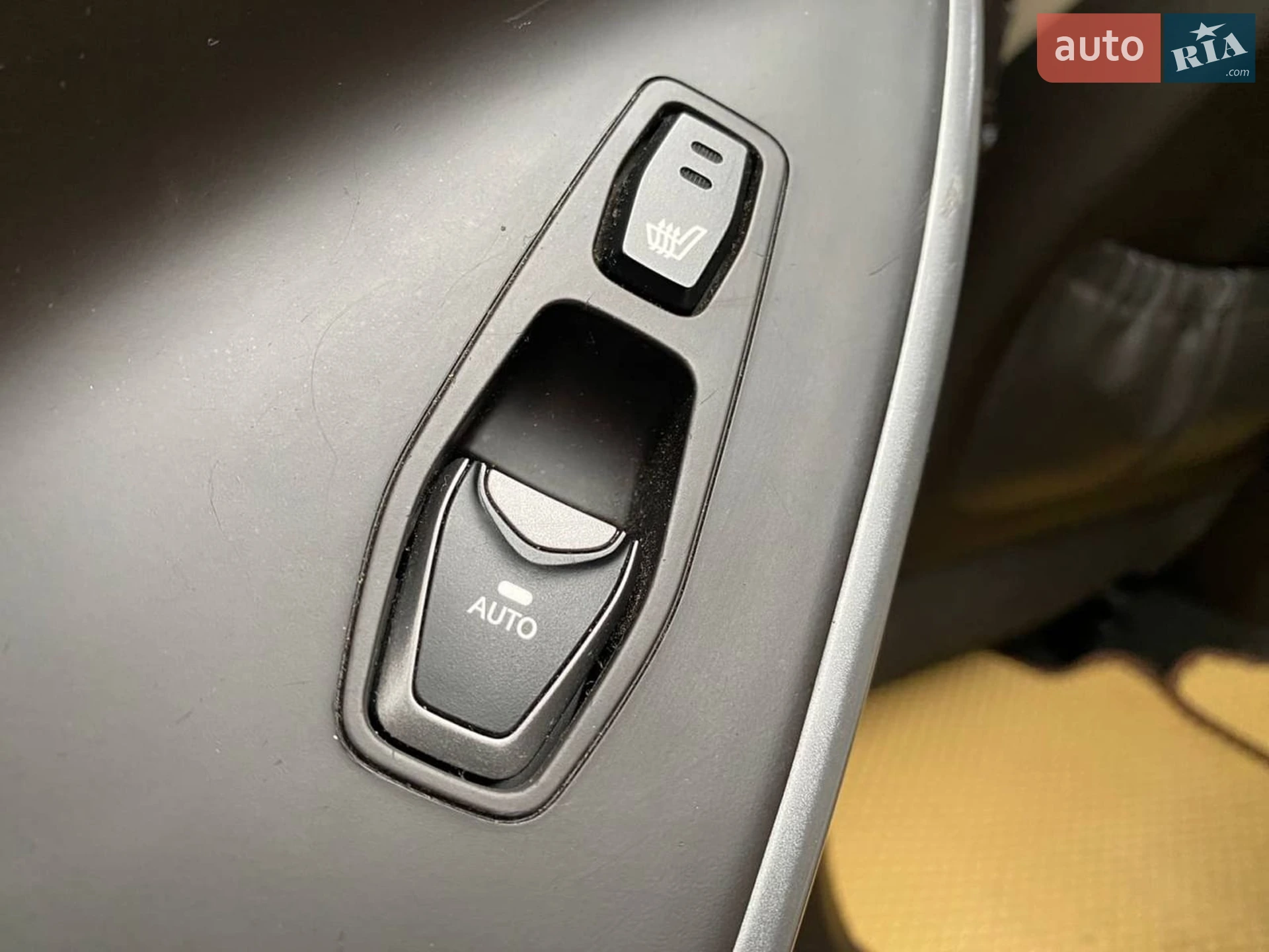 2013 Hyundai Santa Fe - мініатюра 19