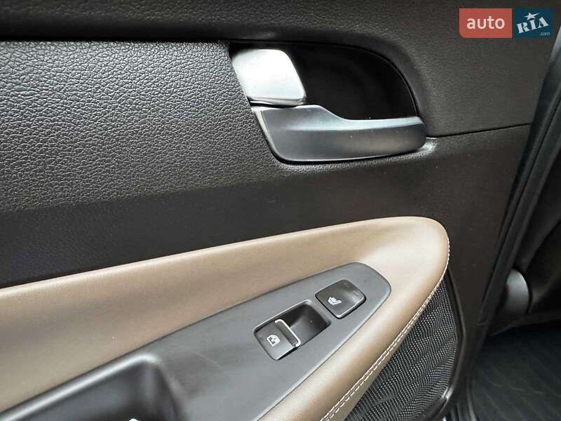 Внедорожник / Кроссовер Hyundai Santa FE 2019 в Киеве фото 25 Внедорожник / Кроссовер Hyundai Santa FE 2019 в Киеве