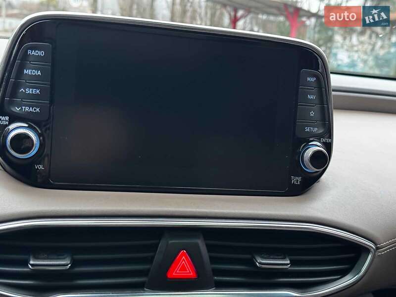 Внедорожник / Кроссовер Hyundai Santa FE 2019 в Киеве фото 44 Внедорожник / Кроссовер Hyundai Santa FE 2019 в Киеве