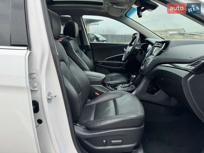 Позашляховик / Кросовер Hyundai Santa FE 2013 в Дубні