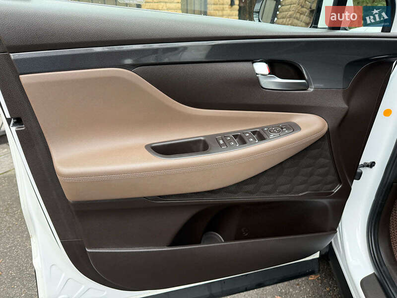 Позашляховик / Кросовер Hyundai Santa FE 2021 в Києві