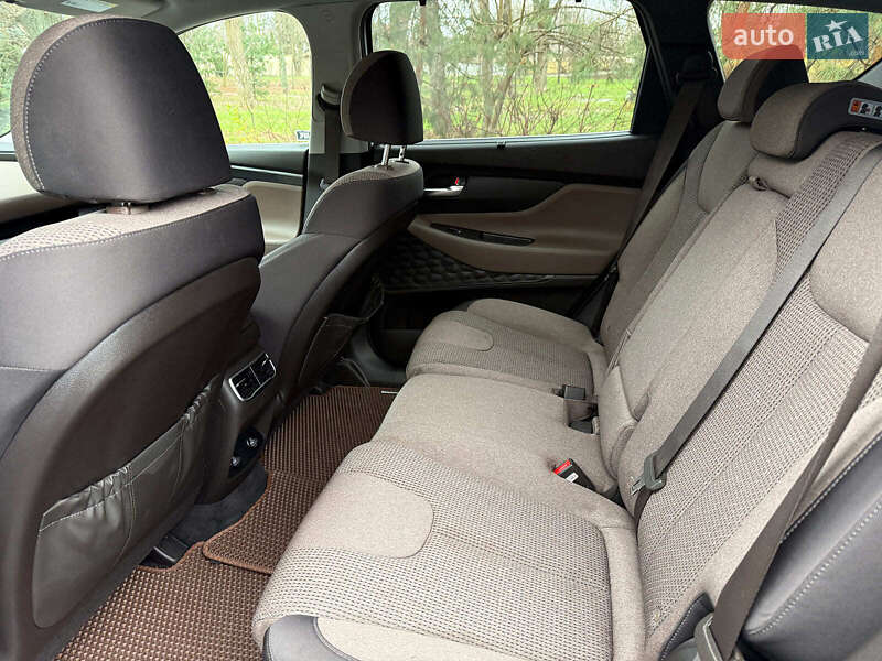 Позашляховик / Кросовер Hyundai Santa FE 2021 в Києві