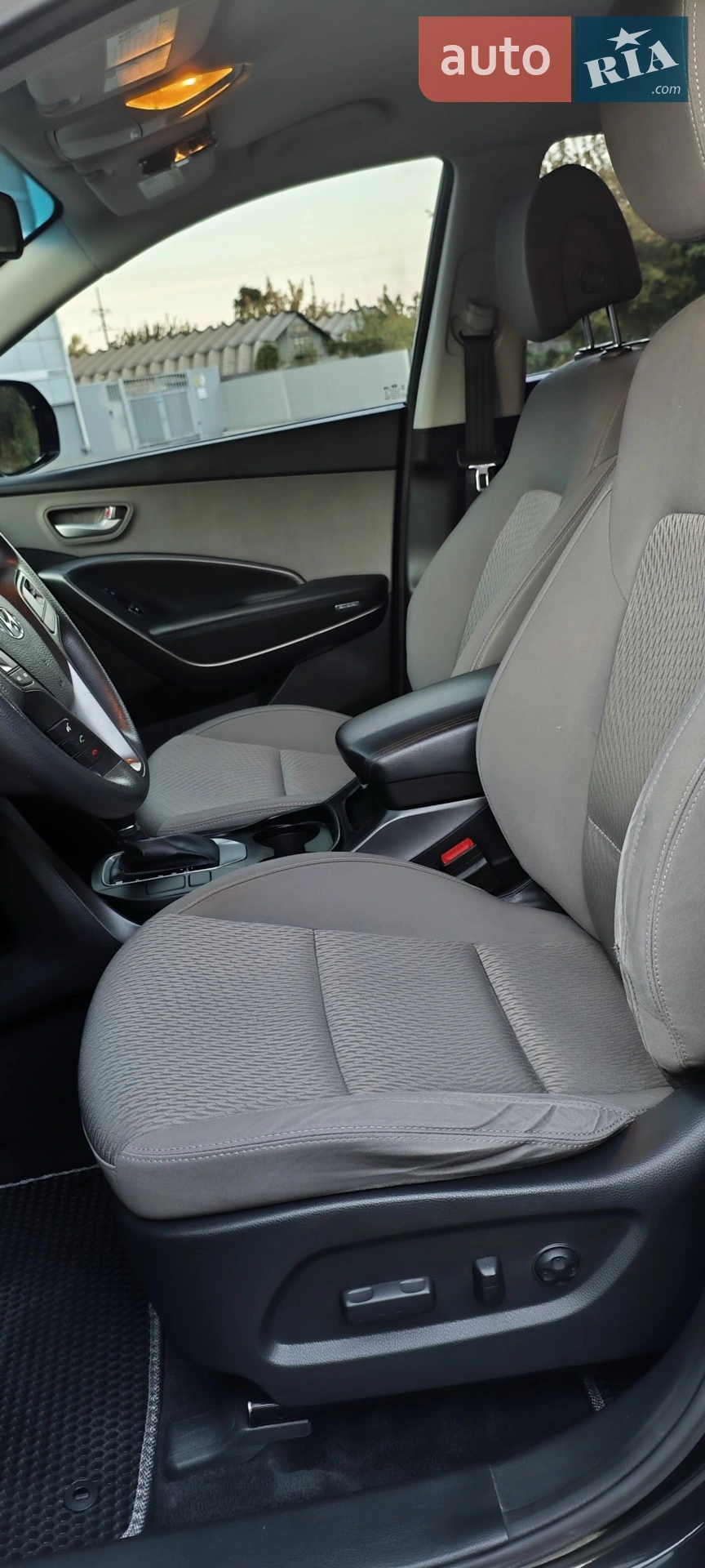 2017 Hyundai Santa Fe - мініатюра 15