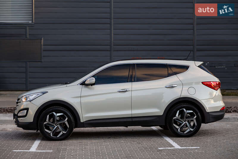Позашляховик / Кросовер Hyundai Santa FE 2013 в Києві