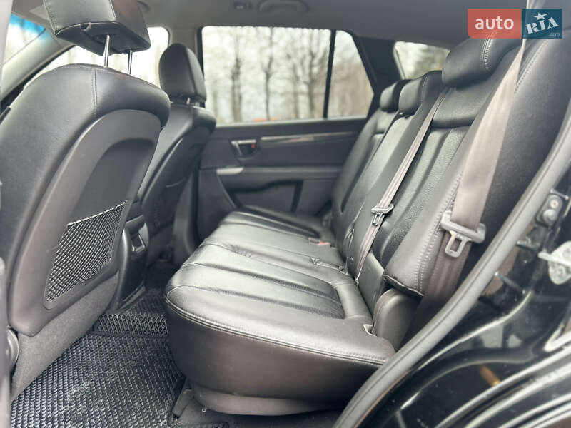 Внедорожник / Кроссовер Hyundai Santa FE 2011 в Житомире