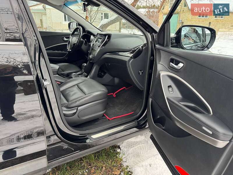 Внедорожник / Кроссовер Hyundai Santa FE 2013 в Киеве