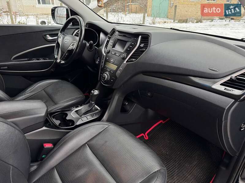 Внедорожник / Кроссовер Hyundai Santa FE 2013 в Киеве