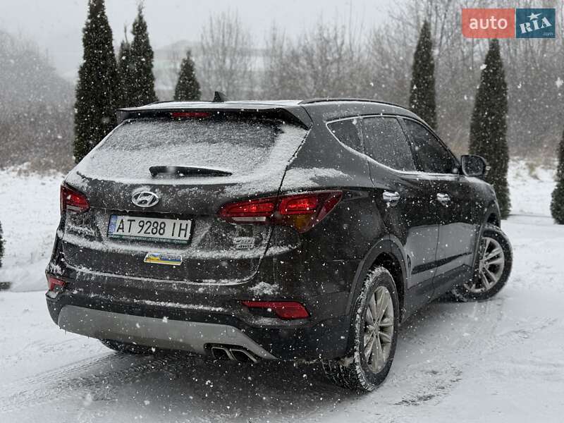 Позашляховик / Кросовер Hyundai Santa FE 2017 в Коломиї