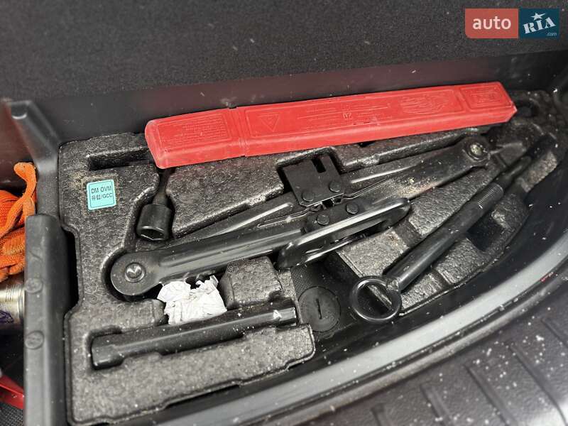 Позашляховик / Кросовер Hyundai Santa FE 2017 в Коломиї