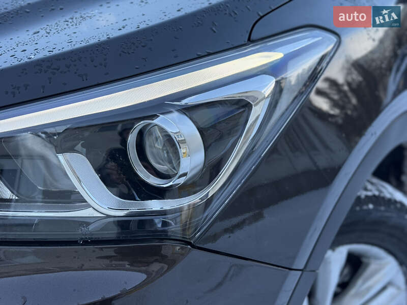 Позашляховик / Кросовер Hyundai Santa FE 2017 в Коломиї