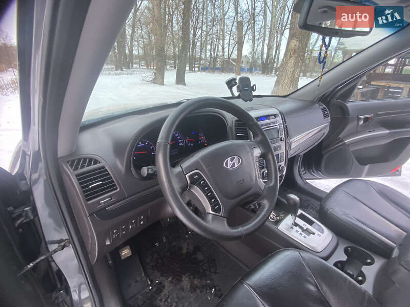 Позашляховик / Кросовер Hyundai Santa FE 2011 в Полтаві
