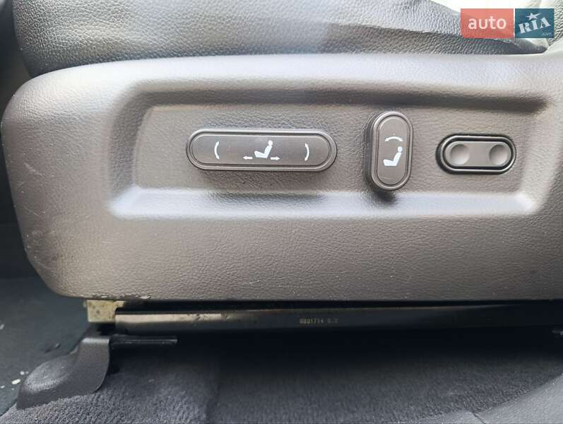 Позашляховик / Кросовер Hyundai Santa FE 2011 в Чернівцях фото 35 Позашляховик / Кросовер Hyundai Santa FE 2011 в Чернівцях