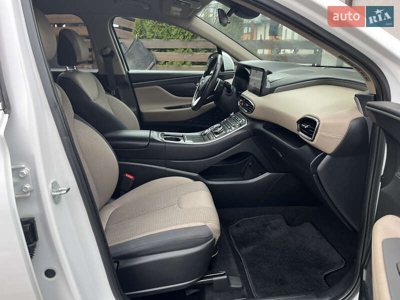 Внедорожник / Кроссовер Hyundai Santa FE 2023 в Львове