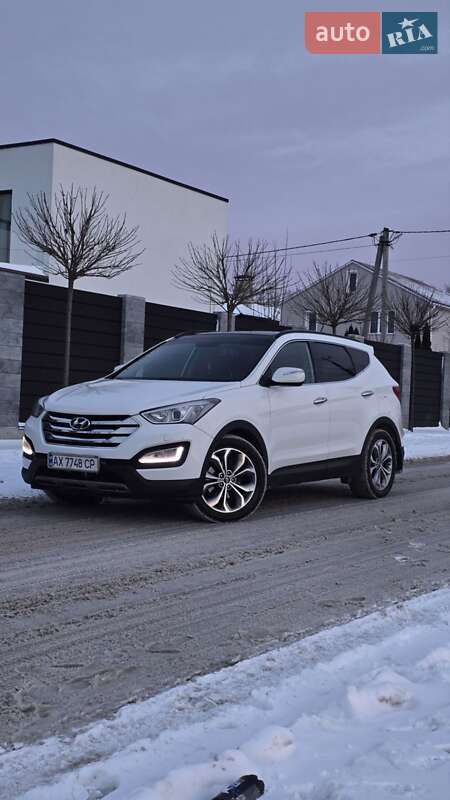 Позашляховик / Кросовер Hyundai Santa FE 2013 в Києві