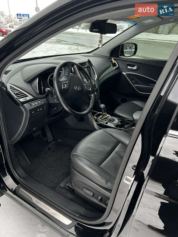 Внедорожник / Кроссовер Hyundai Santa FE 2013 в Киеве