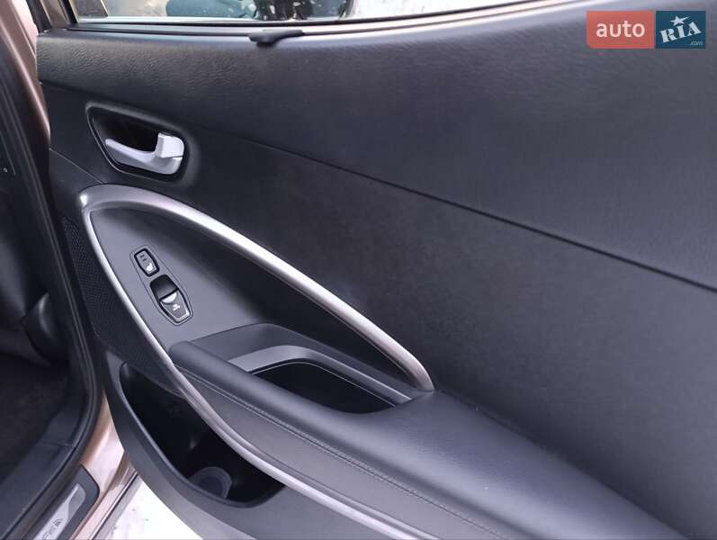 Внедорожник / Кроссовер Hyundai Santa FE 2013 в Радивилове фото 28 Внедорожник / Кроссовер Hyundai Santa FE 2013 в Радивилове