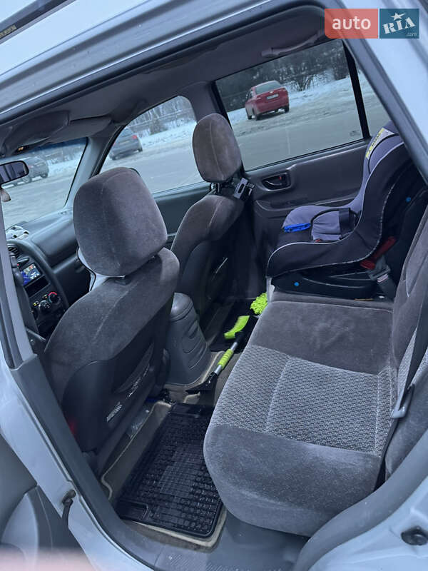 Позашляховик / Кросовер Hyundai Santa FE 2000 в Сумах