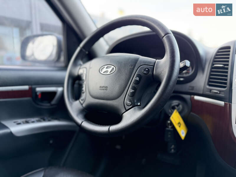 Внедорожник / Кроссовер Hyundai Santa FE 2008 в Ровно