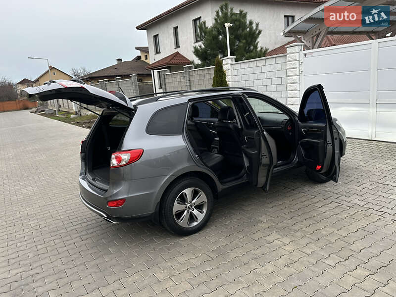 Позашляховик / Кросовер Hyundai Santa FE 2012 в Одесі