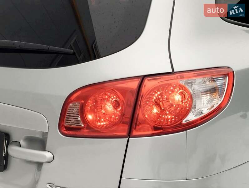 Внедорожник / Кроссовер Hyundai Santa FE 2008 в Киеве