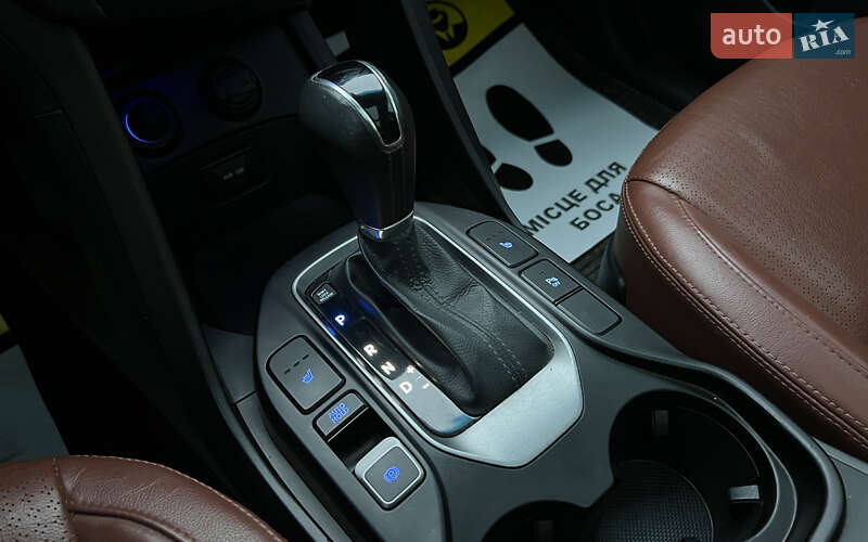 Внедорожник / Кроссовер Hyundai Santa FE 2013 в Львове