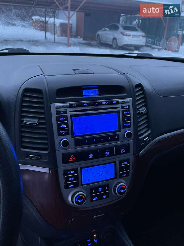 Внедорожник / Кроссовер Hyundai Santa FE 2009 в Мукачево