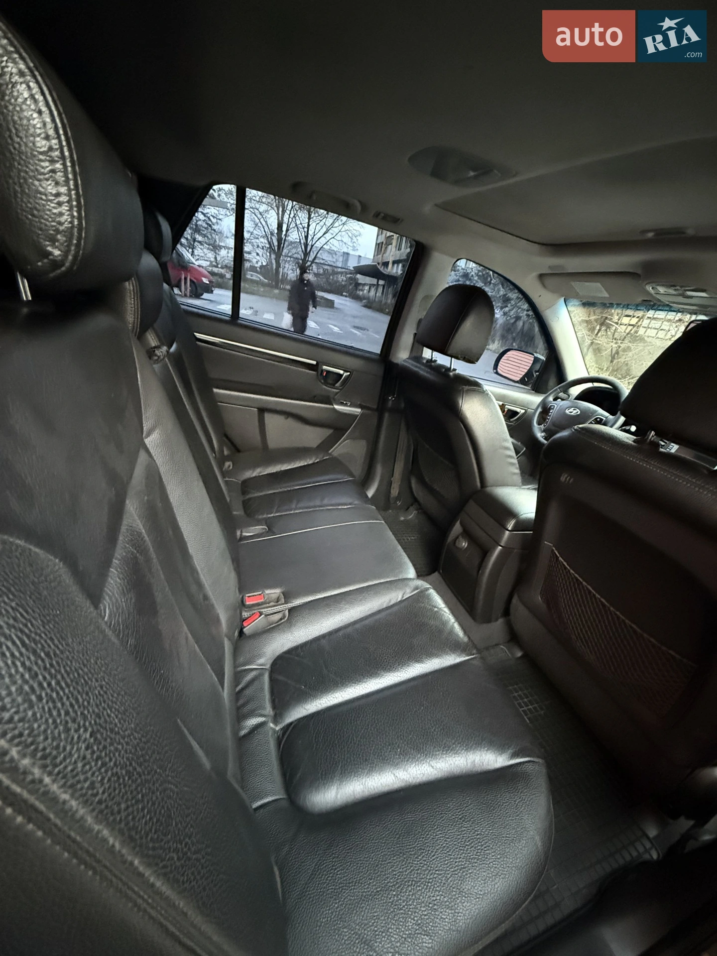 2011 Hyundai Santa Fe - мініатюра 8