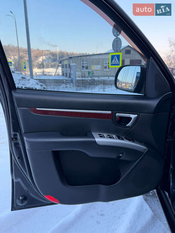 Позашляховик / Кросовер Hyundai Santa FE 2009 в Могилів-Подільському