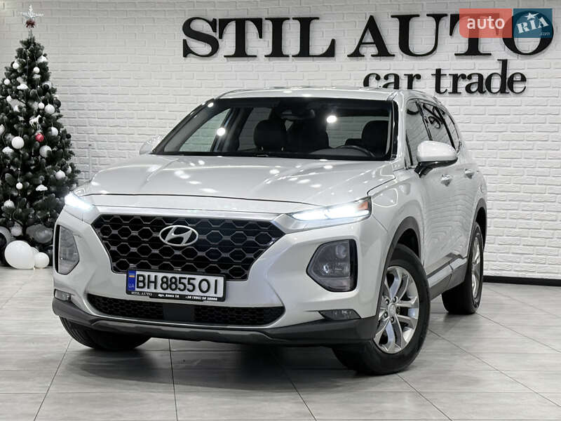 Внедорожник / Кроссовер Hyundai Santa FE 2019 в Одессе
