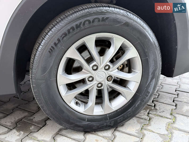 Внедорожник / Кроссовер Hyundai Santa FE 2019 в Одессе