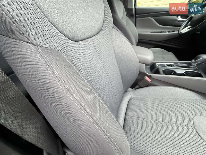 Внедорожник / Кроссовер Hyundai Santa FE 2019 в Одессе