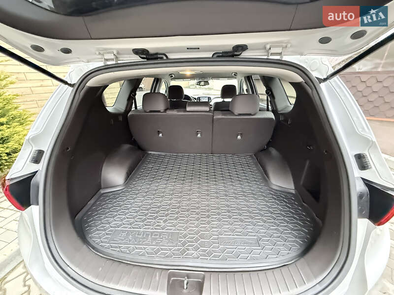 Внедорожник / Кроссовер Hyundai Santa FE 2019 в Одессе