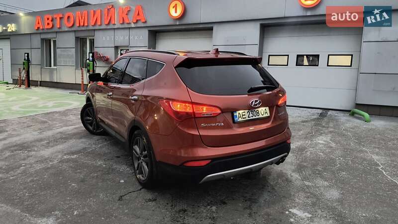 Внедорожник / Кроссовер Hyundai Santa FE 2013 в Днепре