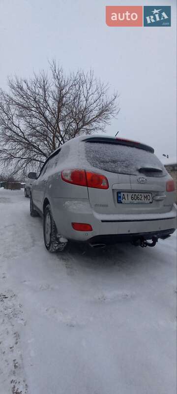 Внедорожник / Кроссовер Hyundai Santa FE 2009 в Шостке