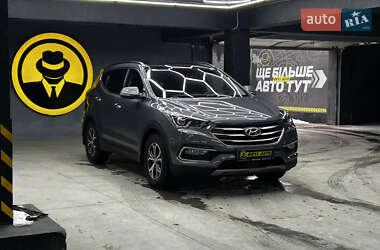 Позашляховик / Кросовер Hyundai Santa FE 2016 в Чернівцях