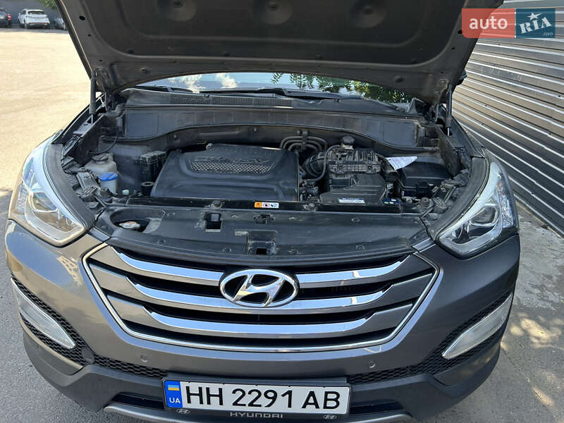 Внедорожник / Кроссовер Hyundai Santa FE 2014 в Одессе