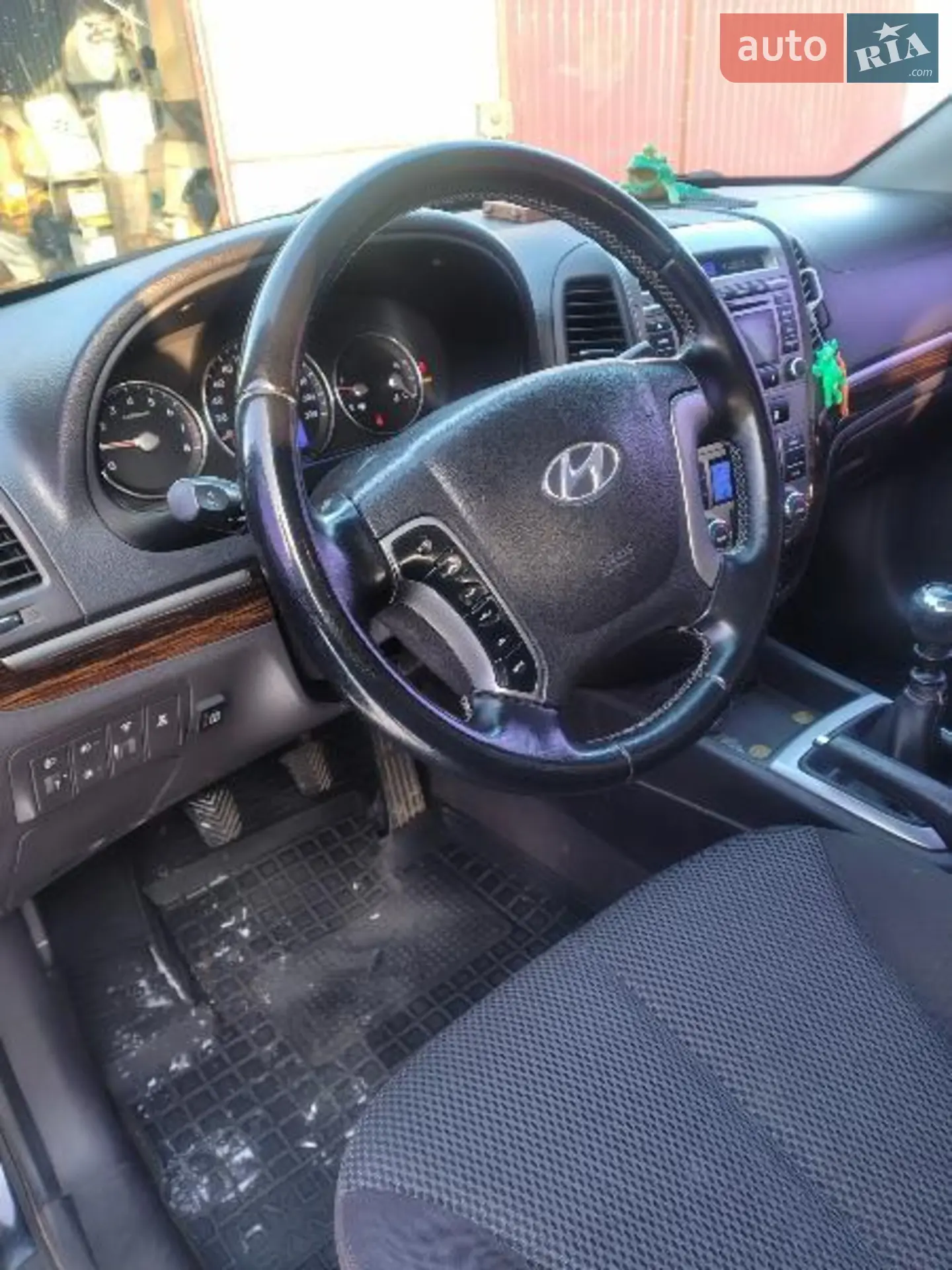 2011 Hyundai Santa Fe - мініатюра 8