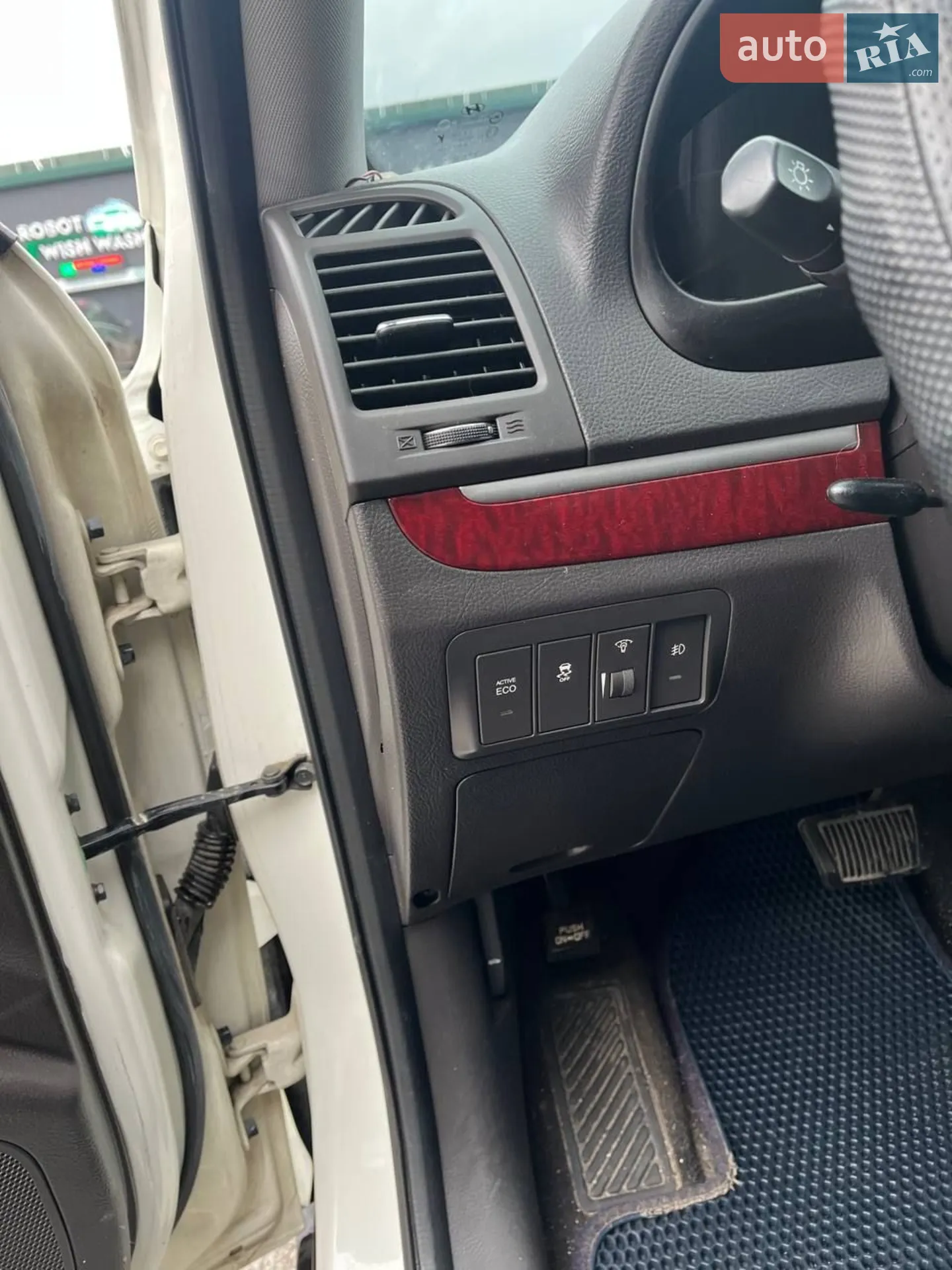 2011 Hyundai Santa Fe - мініатюра 15