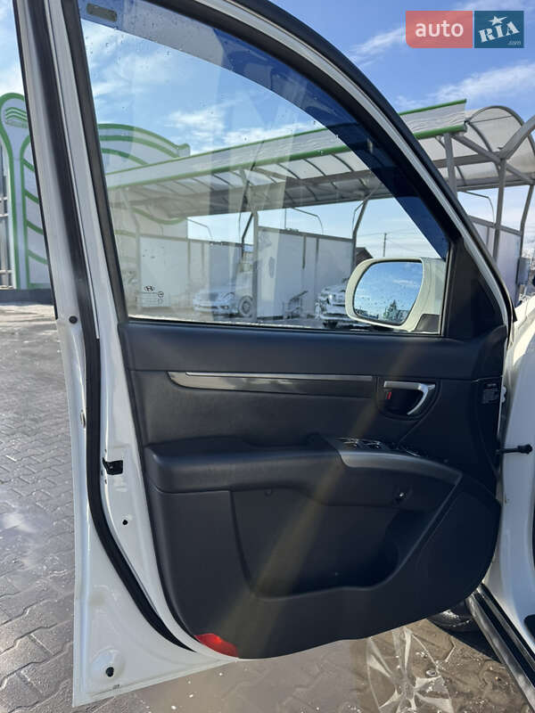 Внедорожник / Кроссовер Hyundai Santa FE 2010 в Луцке фото 19 Внедорожник / Кроссовер Hyundai Santa FE 2010 в Луцке