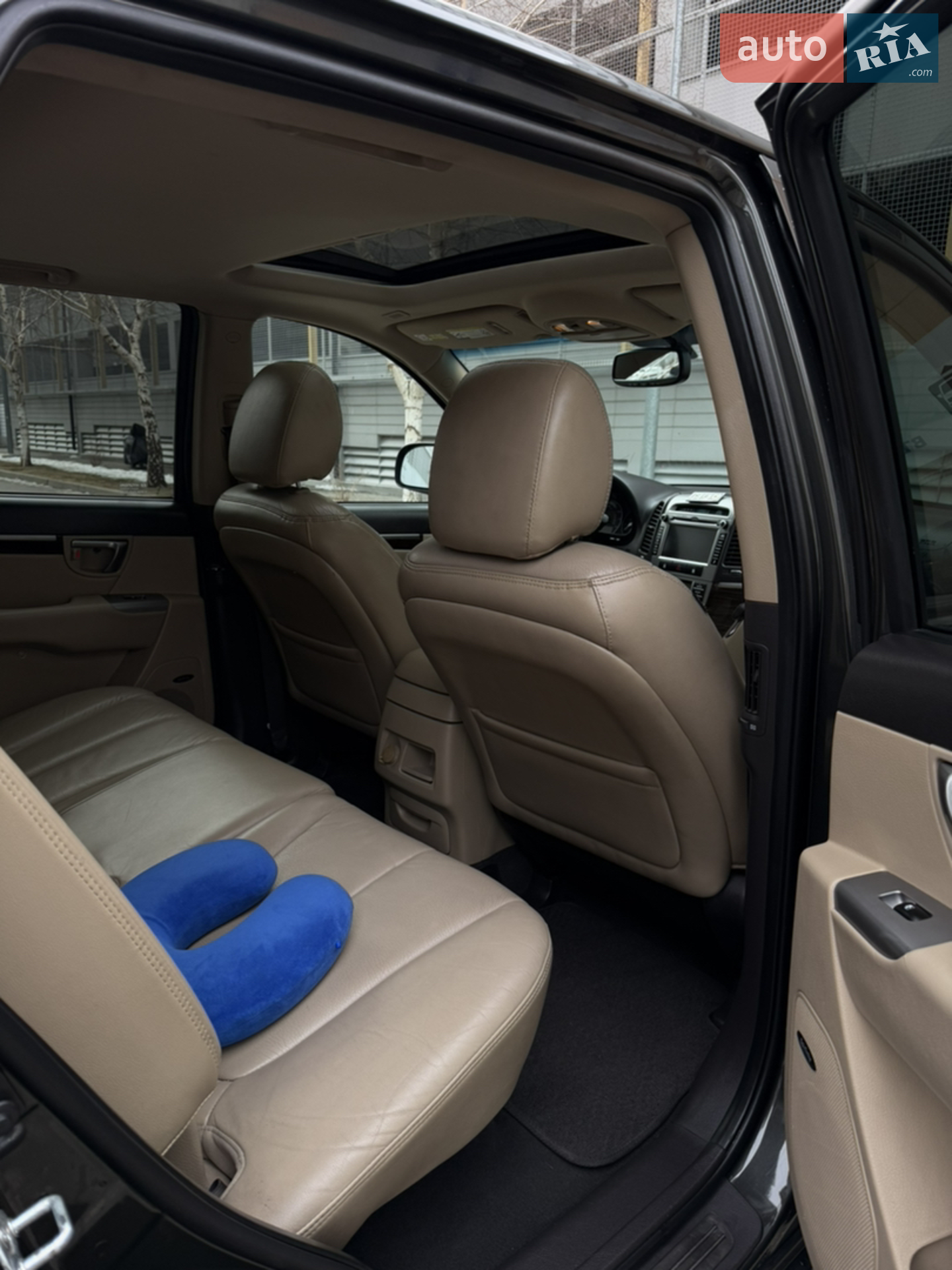 2011 Hyundai Santa Fe - мініатюра 12