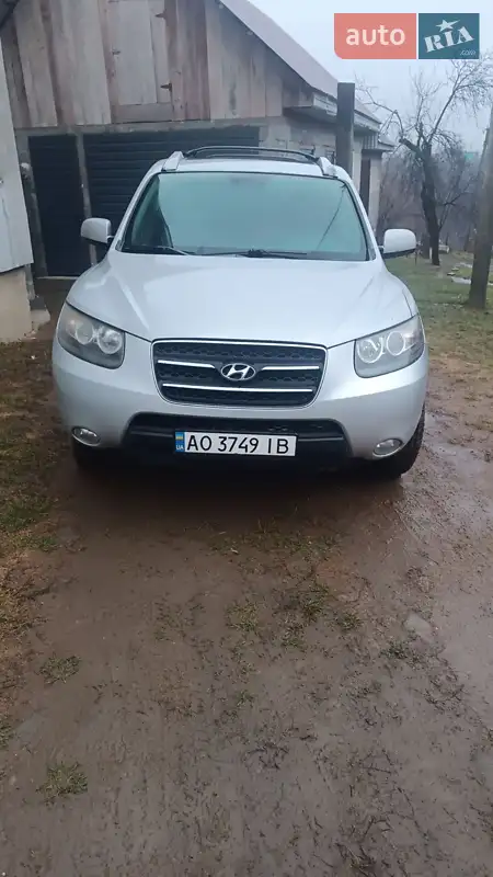 Hyundai Santa FE