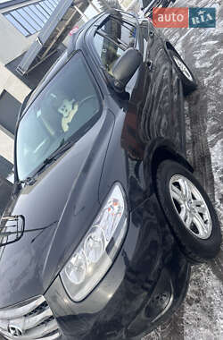 Внедорожник / Кроссовер Hyundai Santa FE 2012 в Киеве