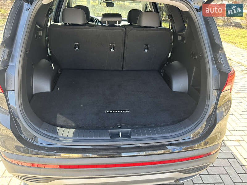 Внедорожник / Кроссовер Hyundai Santa FE 2023 в Николаеве