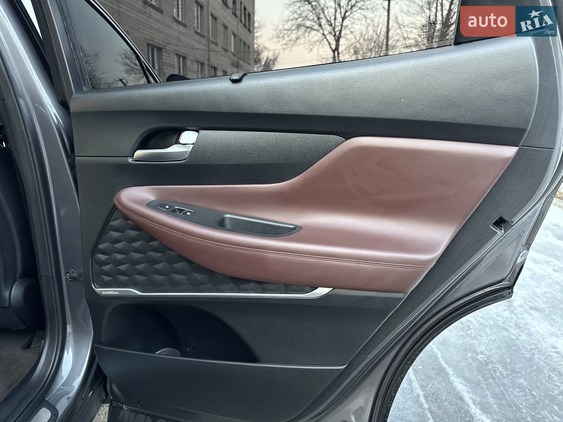 2018 Hyundai Santa Fe - мініатюра 27