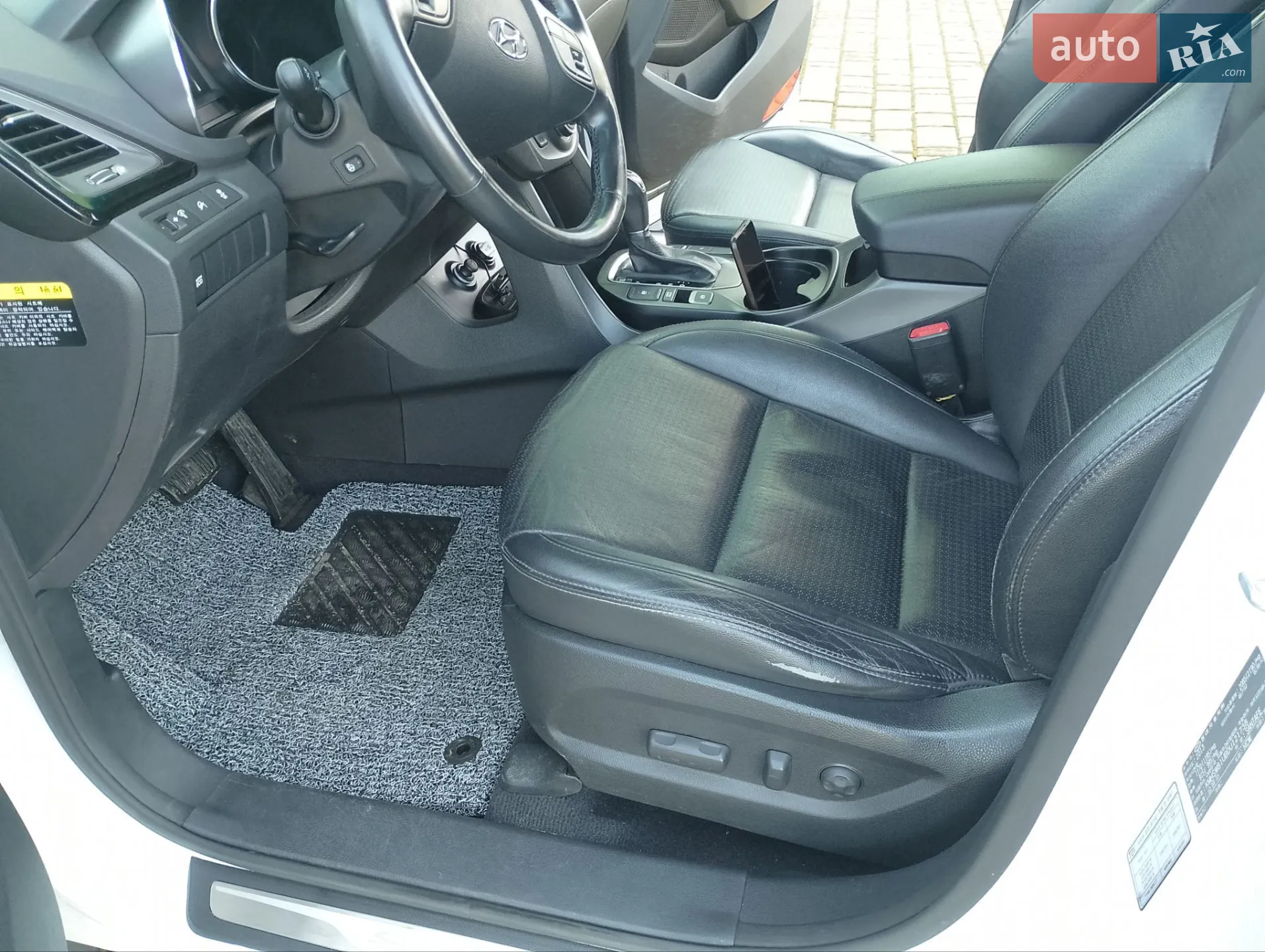 2013 Hyundai Santa Fe - мініатюра 23