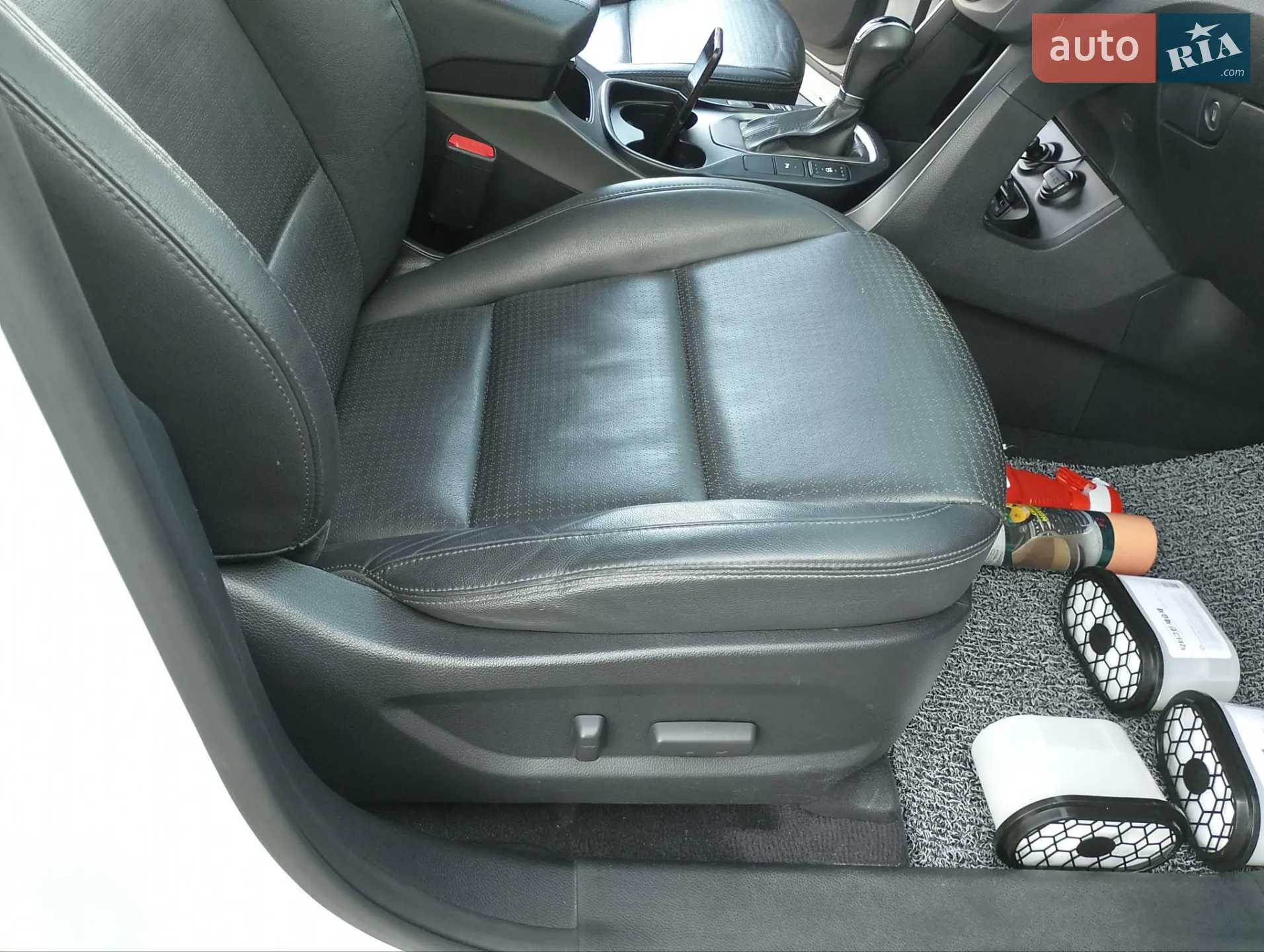 2013 Hyundai Santa Fe - мініатюра 27