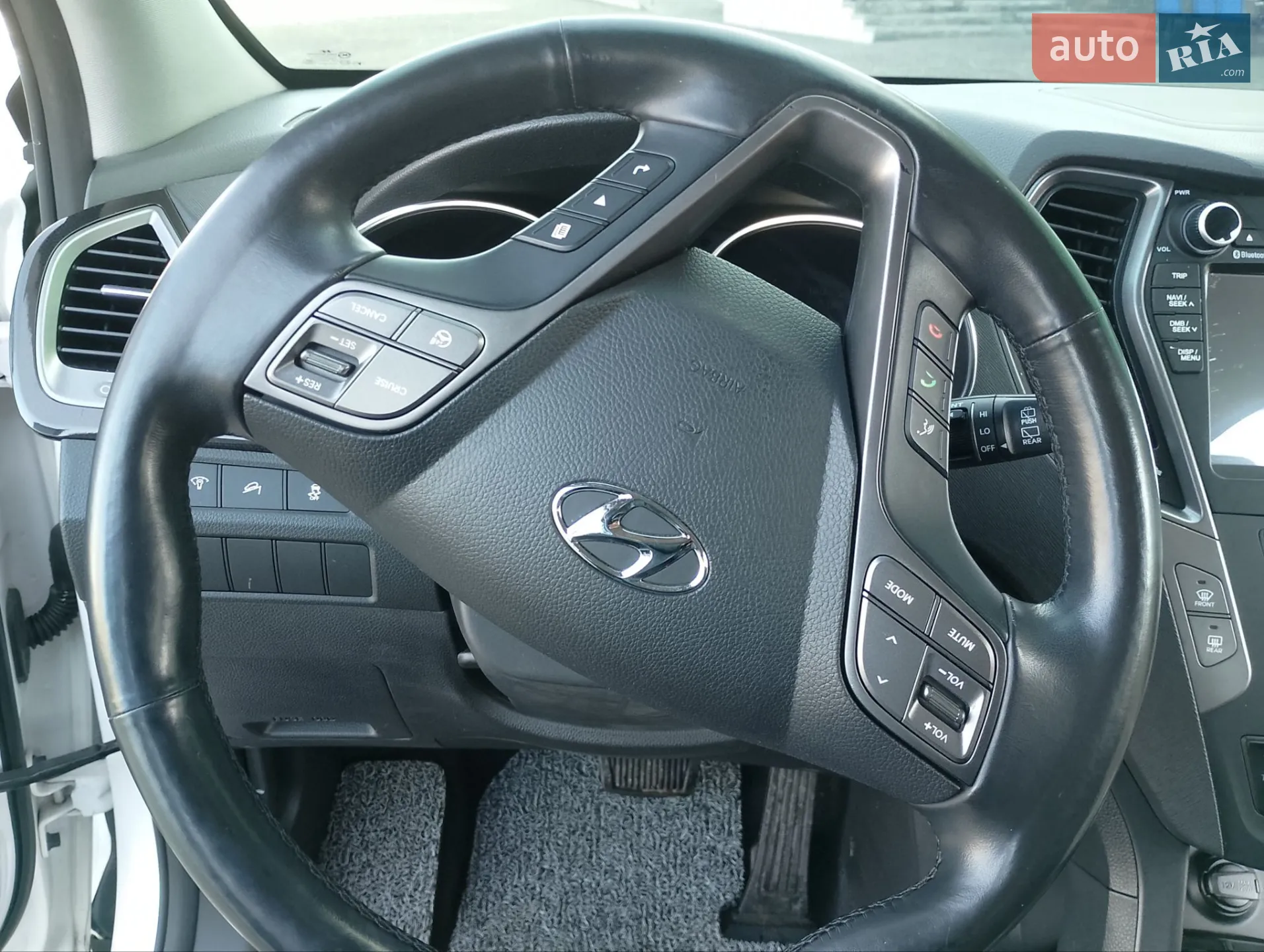 2013 Hyundai Santa Fe - мініатюра 28